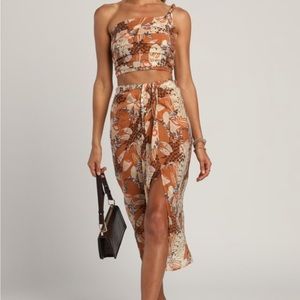 Lulus Something Wild Brown Multi
Print Twist-Front Midi Skirt